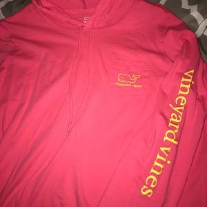 Vineyard Vines hooded Long sleeve
